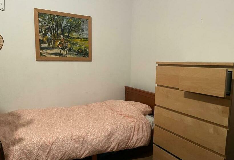 تختخواب در اتاق مشترک, Samowar Single Bed In A Shared Room For 2 Persons
