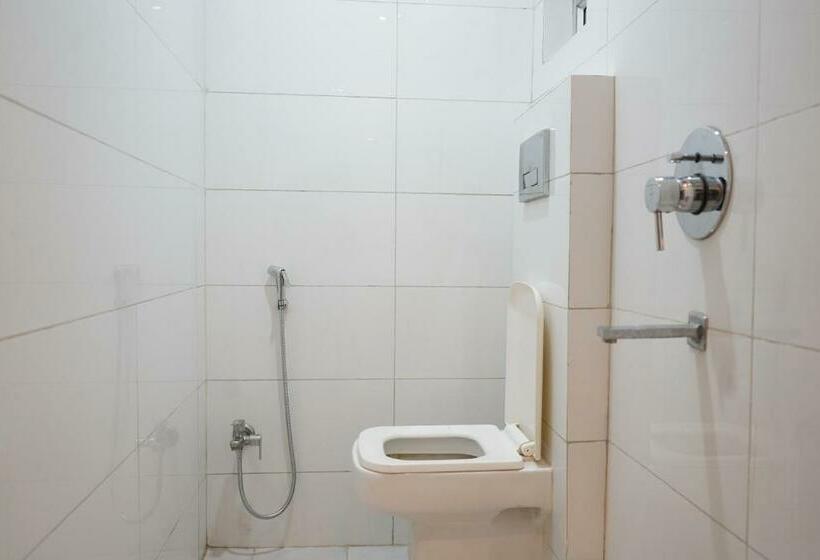 اتاق لوکس, Fabhotel Globe Express   Nr Ruby Hospital