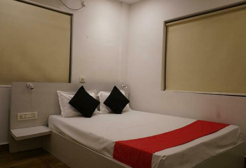 اتاق لوکس, Fabhotel Globe Express   Nr Ruby Hospital