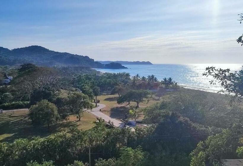 سوییت سوپریور با چشم‌انداز دریا, Villas Paradise