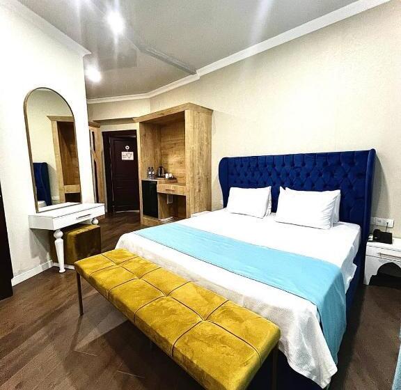 اتاق استاندارد با تخت بزرگ, Antalya Grand Palace