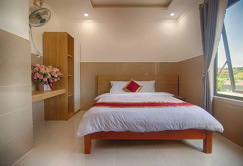 اتاق استاندارد, Hoa Mây