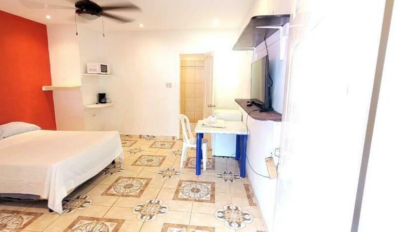 اتاق لوکس, Villa Trinidad