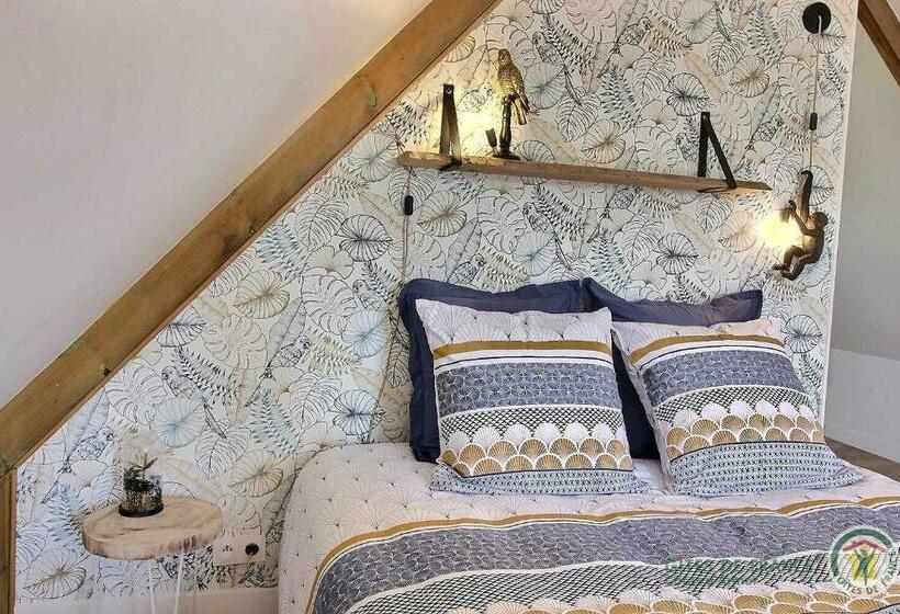 اتاق لوکس, Chambre De Kergomar