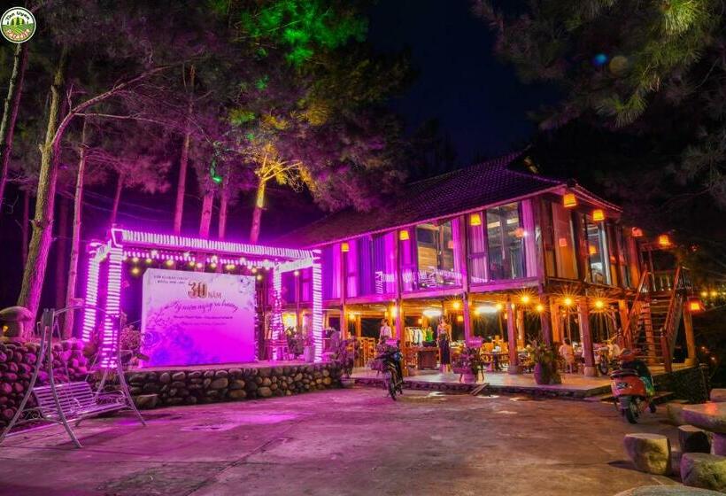 ویلای استاندارد با چشم‌انداز باغ, Tân Uyên Paradise