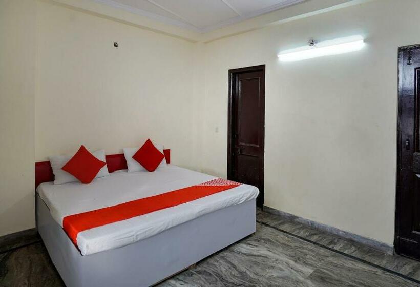 غرفة كلاسيكية ثلاثية, Super Hotel O Sai Residency