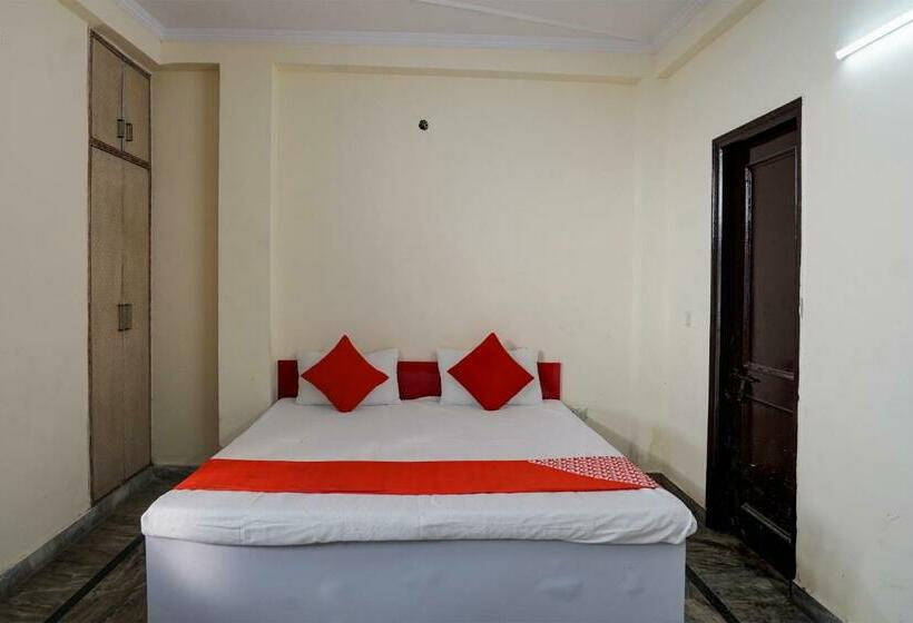 غرفة كلاسيكية ثلاثية, Super Hotel O Sai Residency