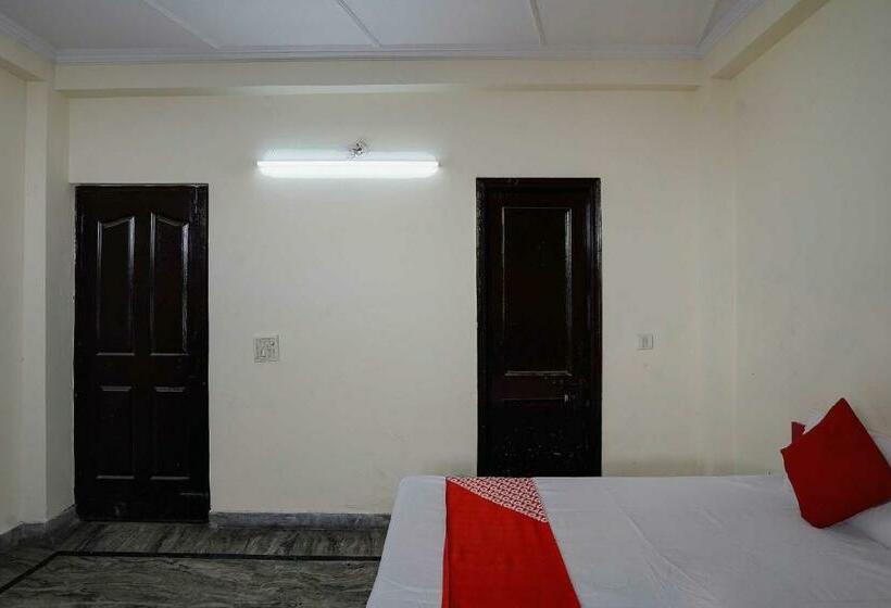 غرفة كلاسيكية ثلاثية, Super Hotel O Sai Residency
