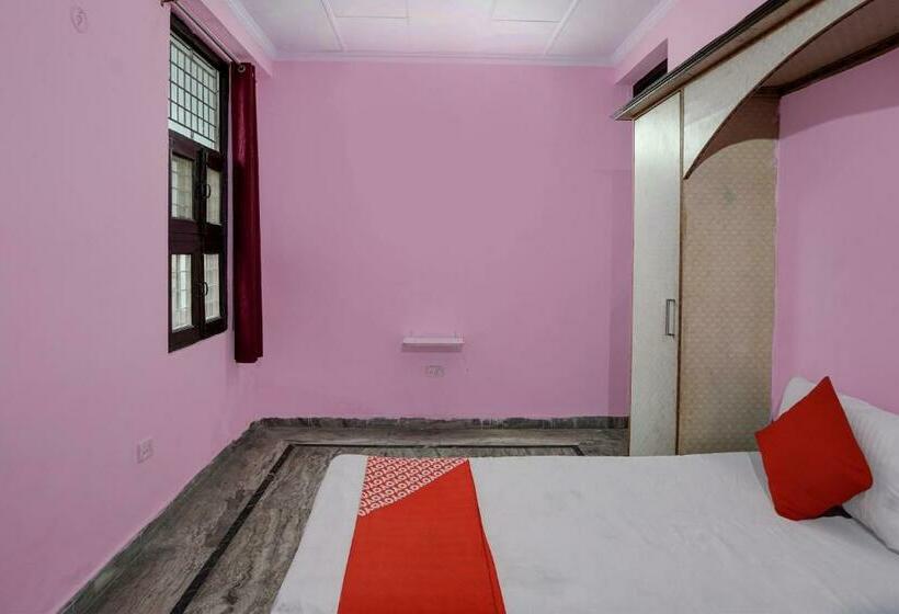 اتاق کلاسیک سه تخته, Super Hotel O Sai Residency