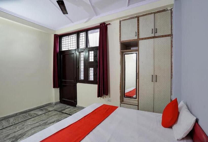 غرفة كلاسيكية ثلاثية, Super Hotel O Sai Residency