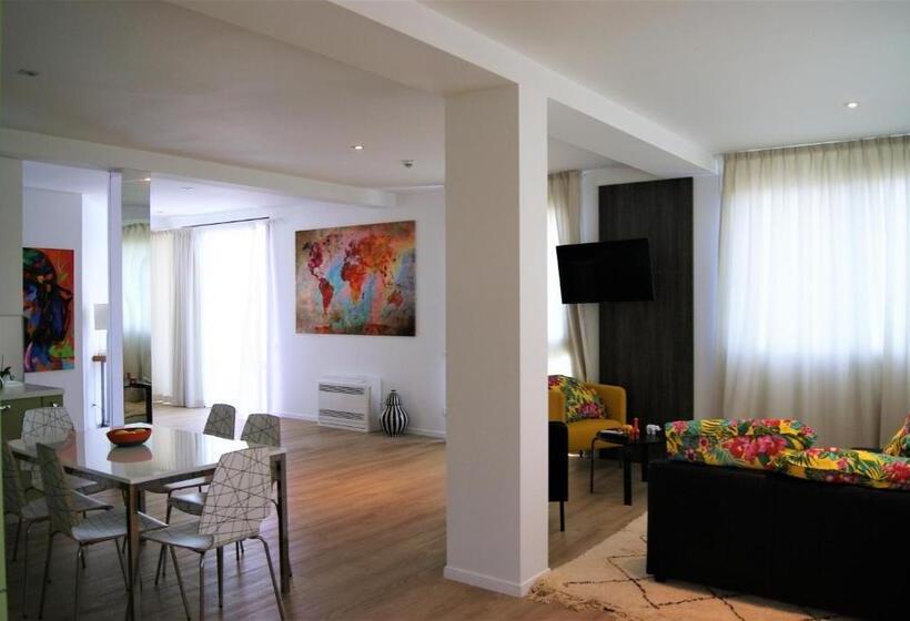 سوییت پرستیژ, Appart  Hotel La Girafe Marseille Est   Porte D Aubagne