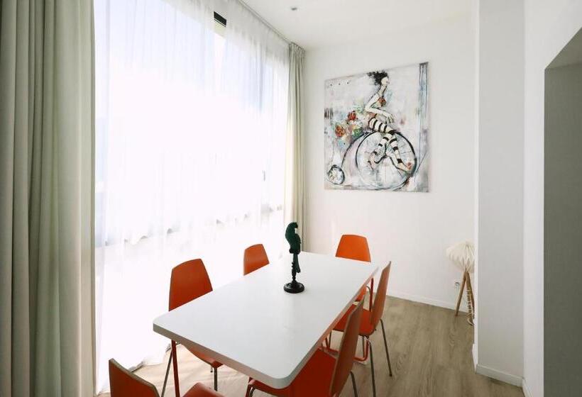 سوییت اجرایی, Appart  Hotel La Girafe Marseille Est   Porte D Aubagne