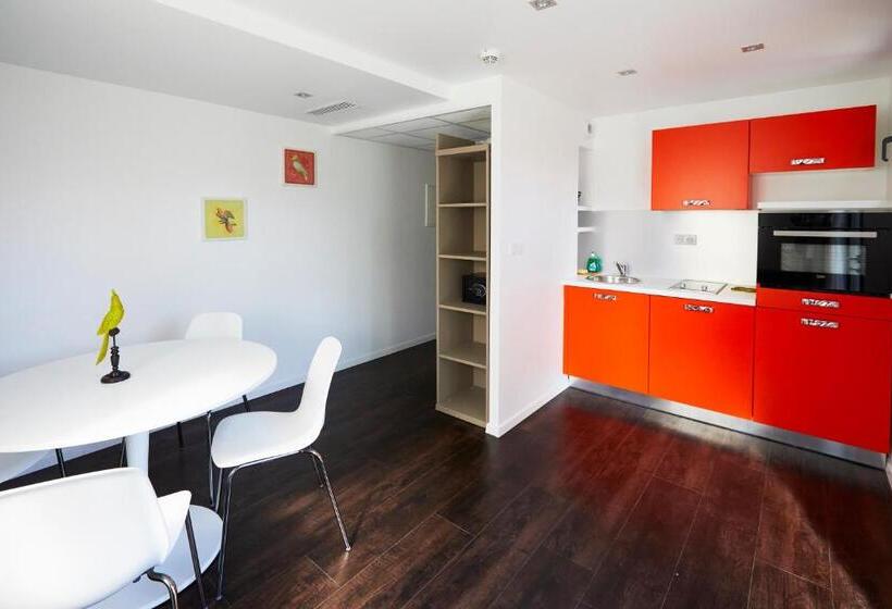 اتاق لوکس, Appart  Hotel La Girafe Marseille Est   Porte D Aubagne