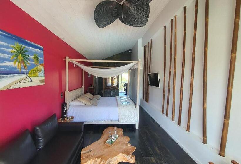 سوییت با چشم‌انداز استخر, Villa Bora Bora