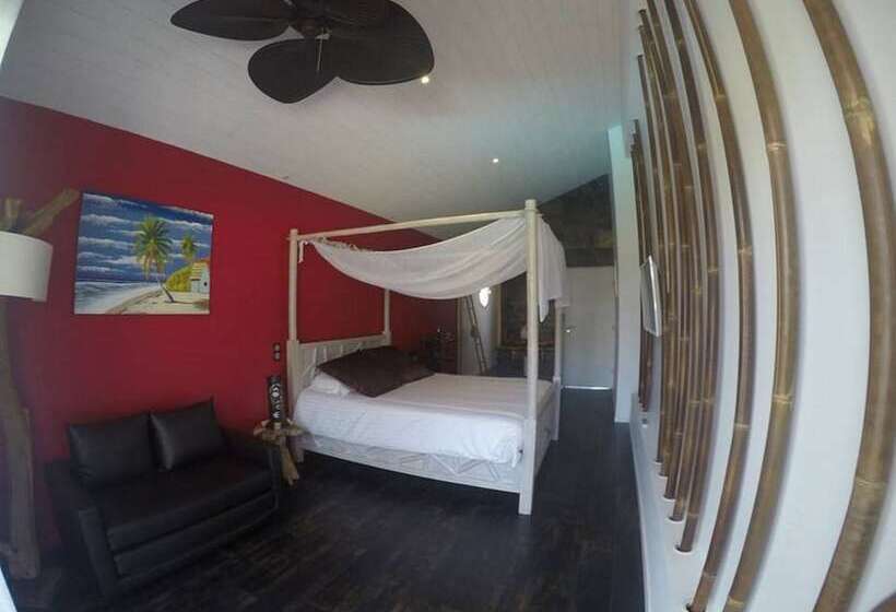 سوییت با چشم‌انداز استخر, Villa Bora Bora
