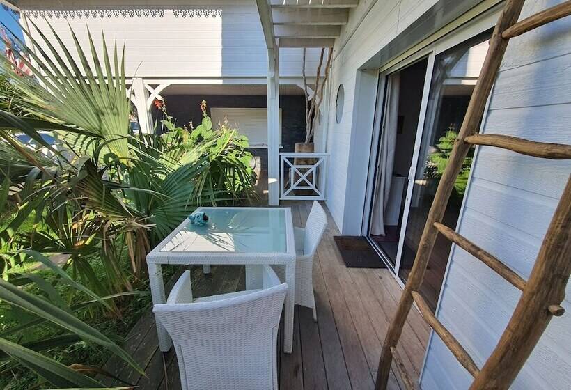 اتاق استاندارد با چشم‌انداز باغ, Villa Bora Bora