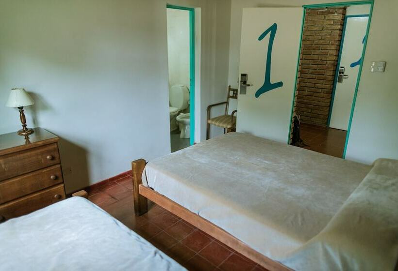 اتاق استاندارد سه نفره, Hostel Valle Fertil