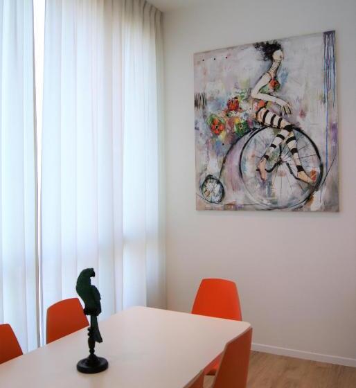 سوییت اجرایی, Appart  Hotel La Girafe Marseille Est   Porte D Aubagne