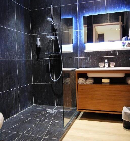 سوییت اجرایی, Appart  Hotel La Girafe Marseille Est   Porte D Aubagne