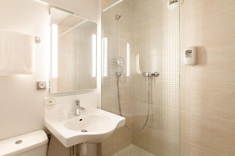 اتاق استاندارد, B&b Hotel La Queue En Brie