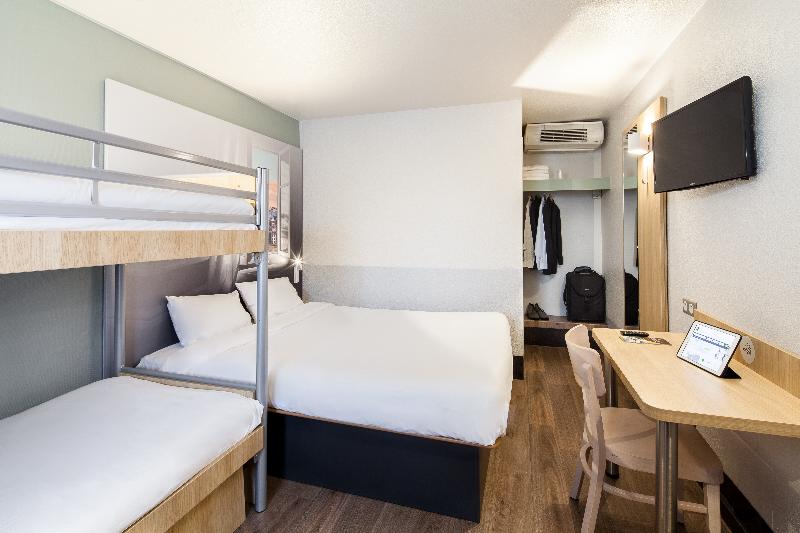 اتاق استاندارد چهار تخته, B&b Hotel La Queue En Brie