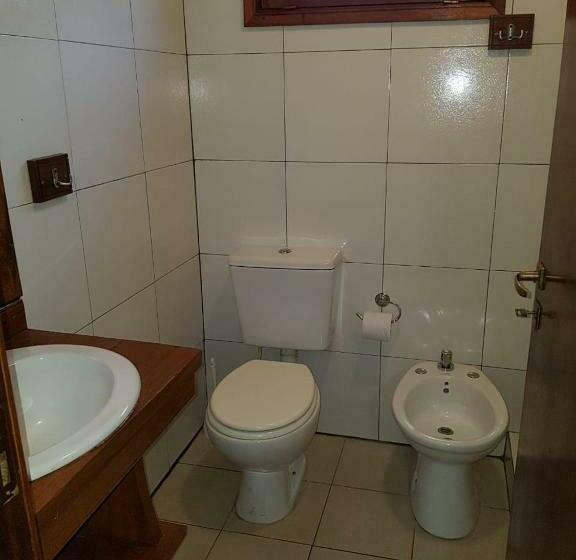 اتاق لوکس سه تخته, Un Lugar Hotel Cabañas