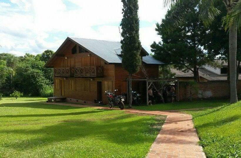 اتاق خانوادگی با چشم‌انداز باغ, Un Lugar Hotel Cabañas