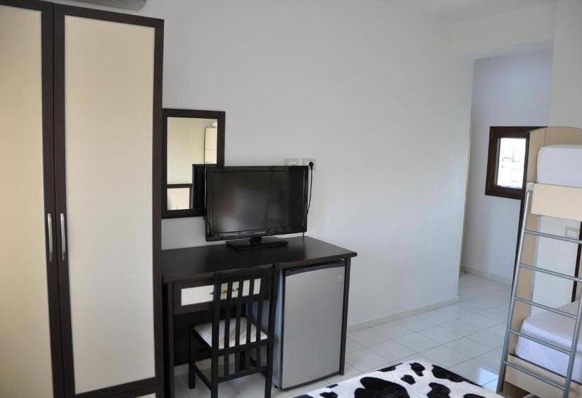 اتاق کلاسیک چهارنفره, Sunrise Hotel Cameria