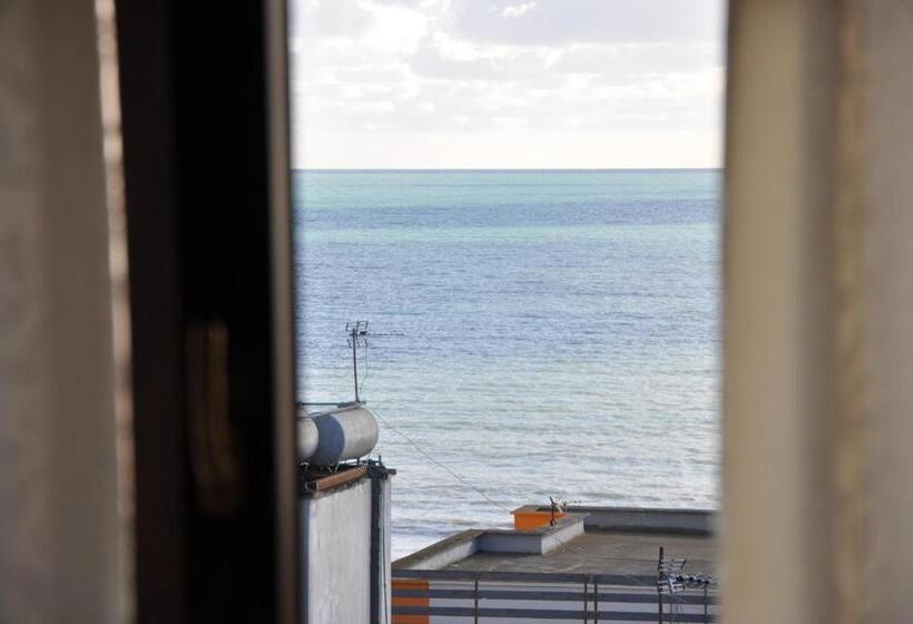اتاق کلاسیک چهارنفره, Sunrise Hotel Cameria