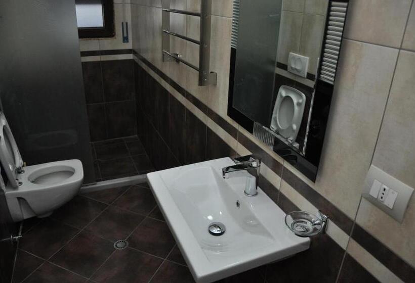 اتاق کلاسیک چهارنفره, Sunrise Hotel Cameria