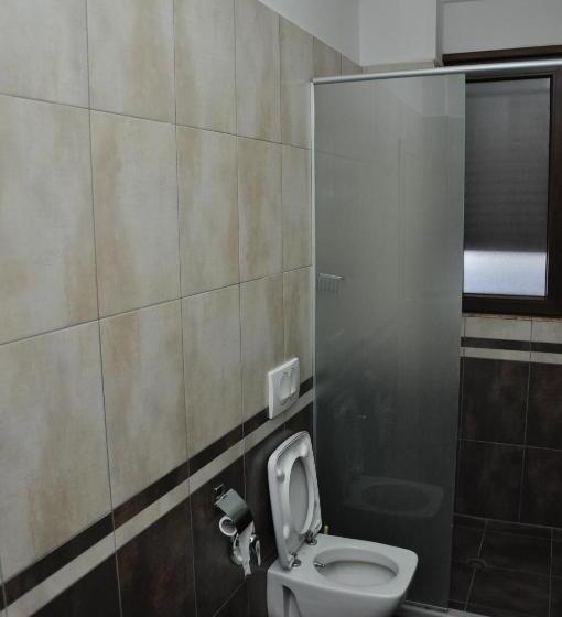 اتاق کلاسیک چهارنفره, Sunrise Hotel Cameria