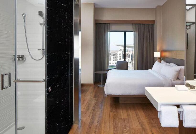 اتاق استاندارد با تخت بزرگ برای معلولان, Ac Hotel By Marriott Minneapolis Downtown