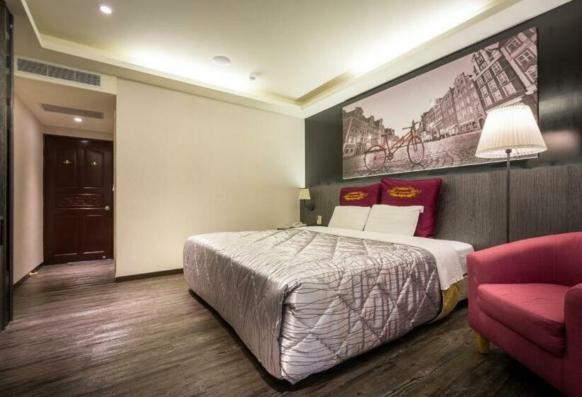 اتاق استاندارد, Carnival Motel