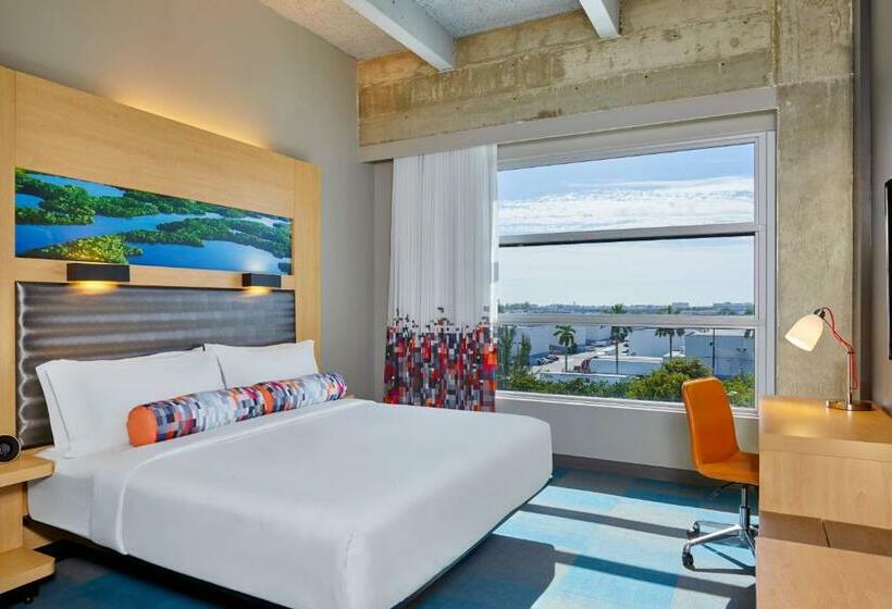 اتاق استاندارد با تخت بزرگ, Aloft Miami Airport