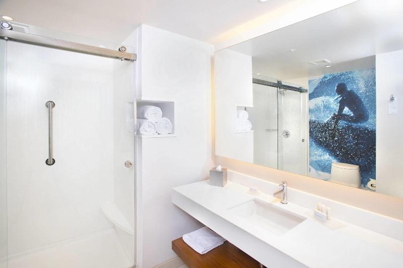 اتاق استاندارد با تخت بزرگ, Courtyard By Marriott Santa Monica