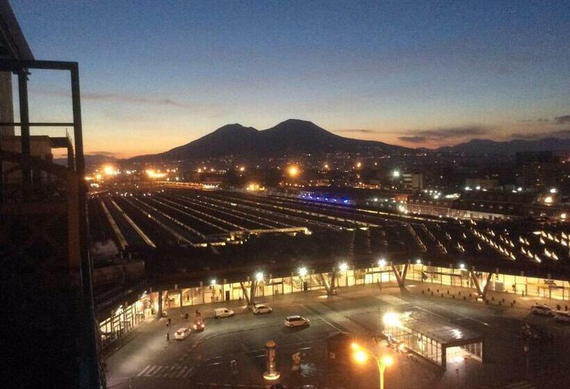 اتاق لوکس سه تخته, Top Floor Rentrooms Napoli