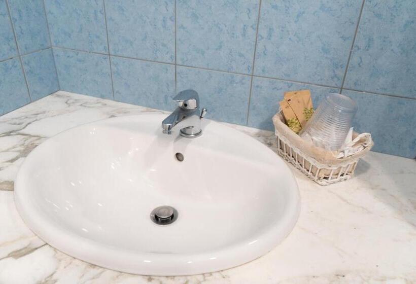 اتاق خانوادگی, B&b Rectina Pompei
