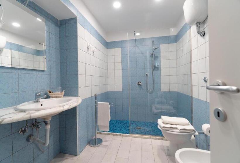 اتاق خانوادگی, B&b Rectina Pompei