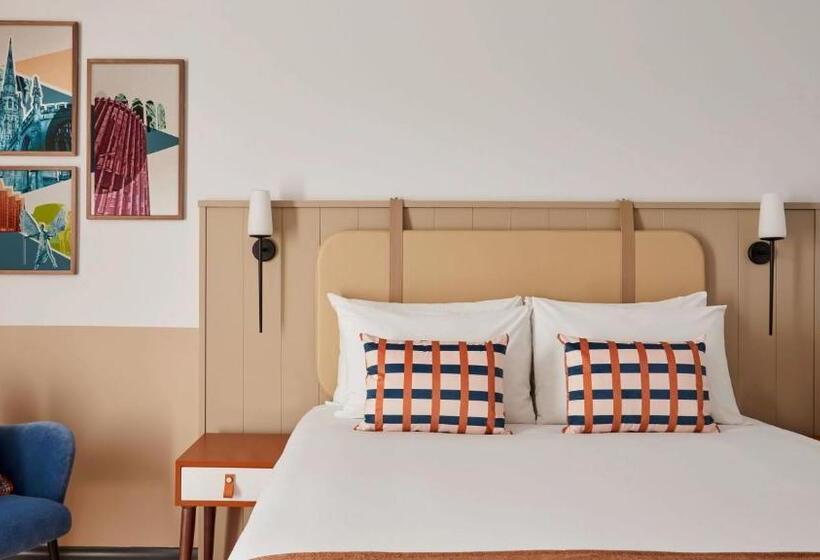 اتاق استاندارد با تخت بزرگ, Indigo Coventry, An Ihg