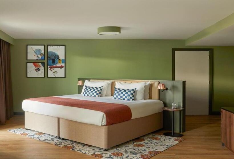 سوئیت با تخت بزرگ, Indigo Coventry, An Ihg