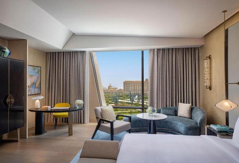 اتاق لوکس با چشم‌انداز شهر, The St. Regis Riyadh