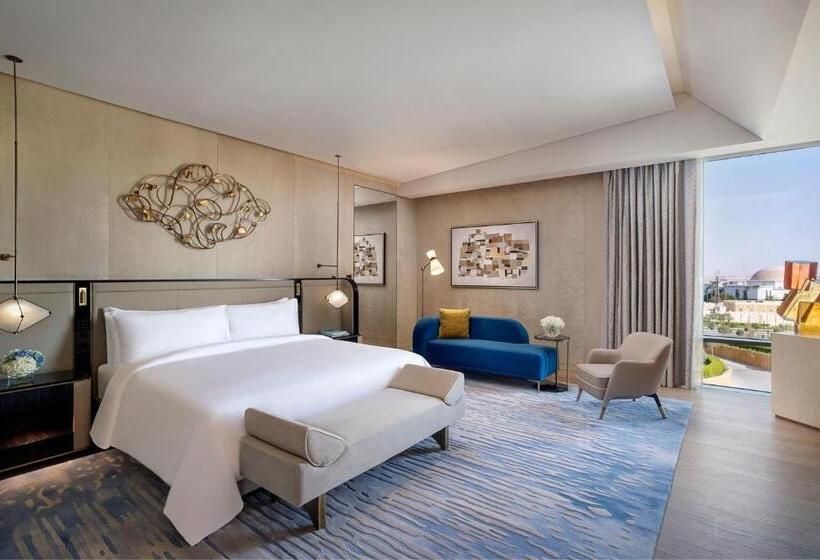 سوئیت با تخت بزرگ, The St. Regis Riyadh
