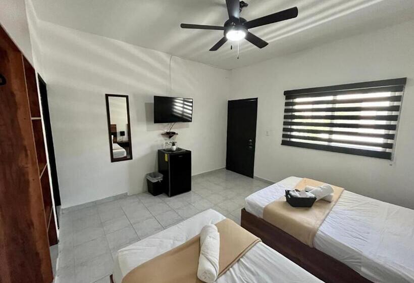 سوییت لوکس, Balam Playa   15Th. Ave