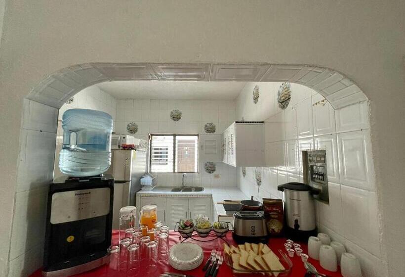 سوئیت با تخت بزرگ, Balam Playa   15Th. Ave