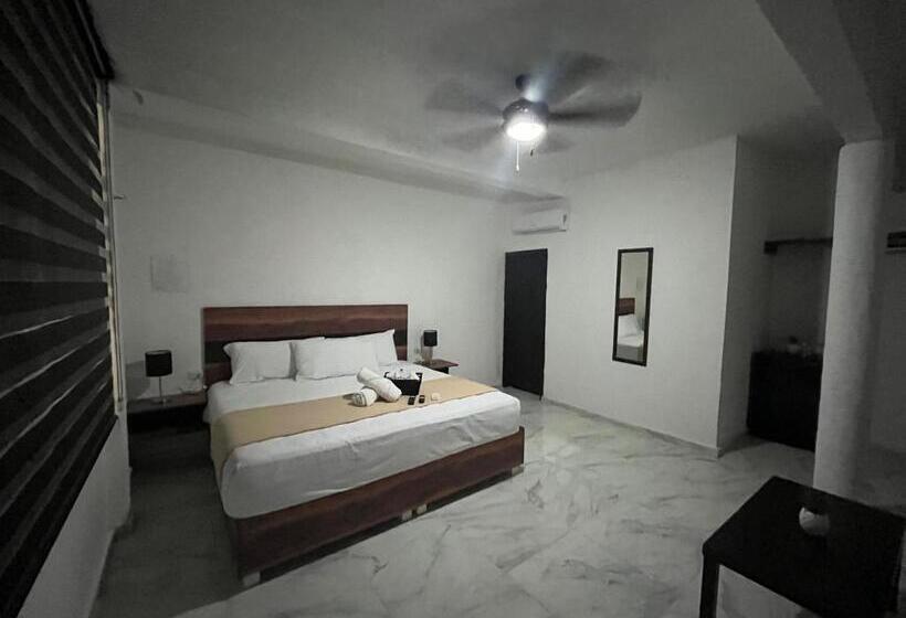 استودیو استاندارد با تخت کینگ, Balam Playa   15Th. Ave