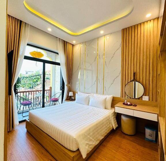 اتاق لوکس با بالکن, Mint Hoi An Villa