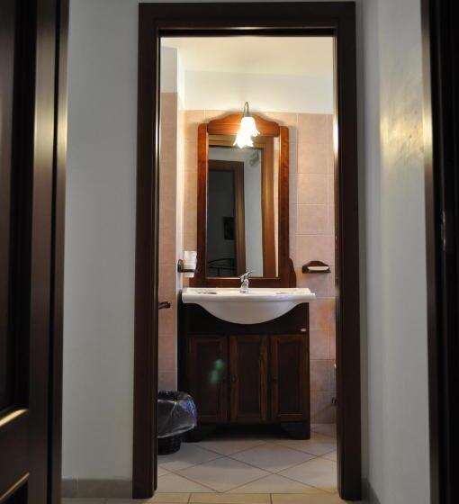 اتاق استاندارد چهار تخته, B&b Villa Rosanna