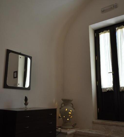 اتاق استاندارد سه نفره, B&b Villa Rosanna