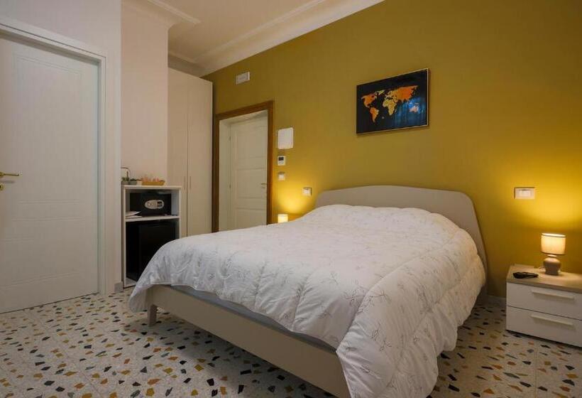اتاق لوکس با چشم‌انداز, Al Castello Avezzano