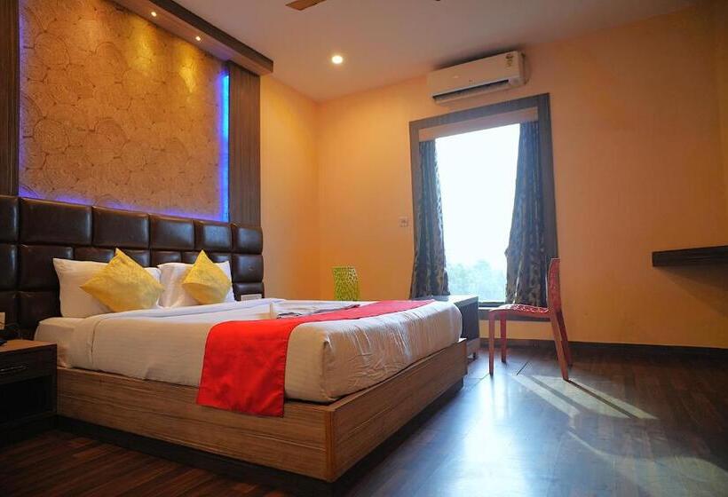 اتاق سوپریور با تخت بزرگ, Kings Resort